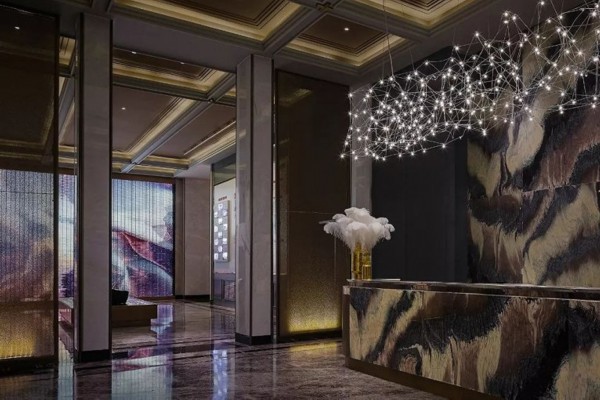 探索成都多彩夜生活，养生休闲两不误(成都夜sn)